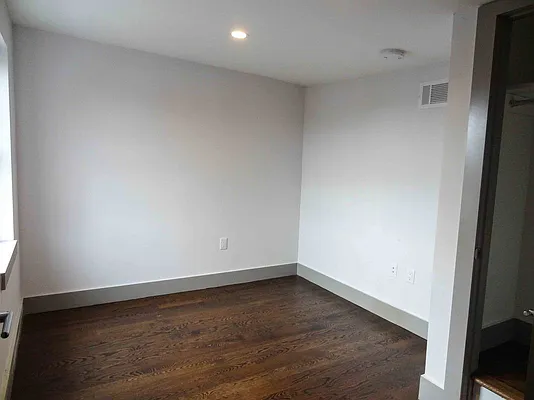 Rented by Yup Realty LLC | media 63