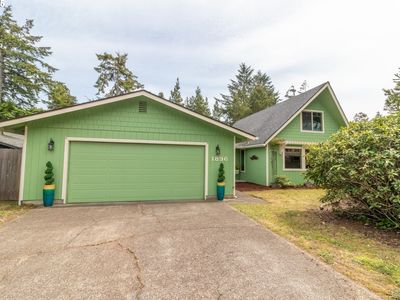 1896 W Park Dr, Florence, OR, 97439