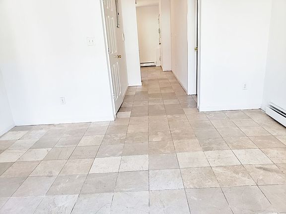 4th image of 3514 31st St #1