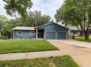 E Shenandoah Trl, Sioux Falls, SD 57103