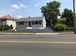 818 Joralemon St, Belleville, NJ 07109