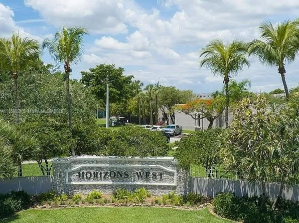 8420 SW 133rd Avenue Rd APT 112, Miami, FL 33183