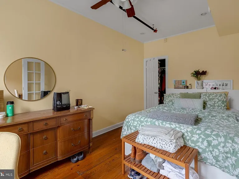 1341 Lombard St #2 — Photo 9