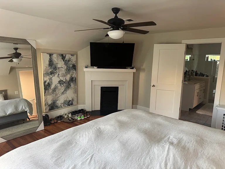 309 Court Ave — Photo 21