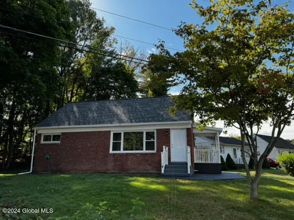 2 Midway Drive, Colonie, NY 12205