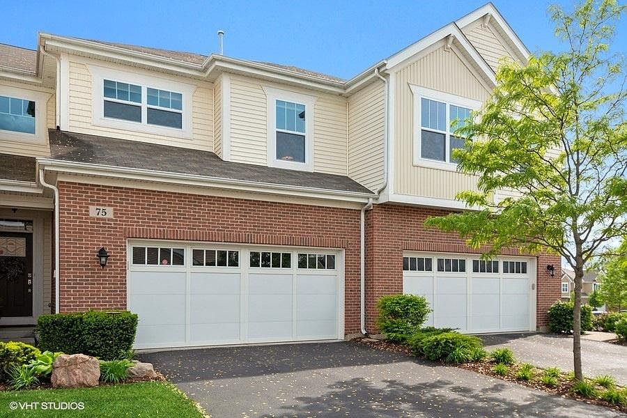 1st image of 75 E Preserve Dr