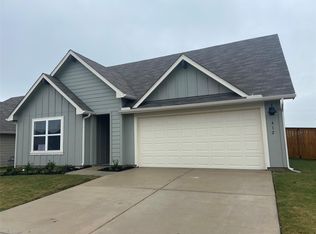 412 Merriman Rd, San Marcos, TX 78666