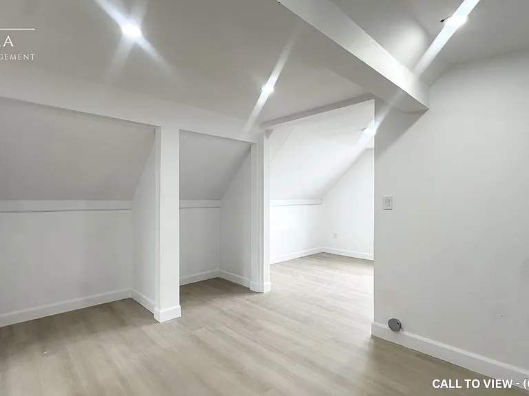 419 Ronald St #3 — Photo 4