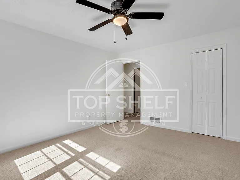 4684 Ben Hill Dr — Photo 28