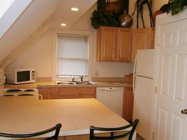 123 Highland Pl APT 3, Ithaca, NY 14850