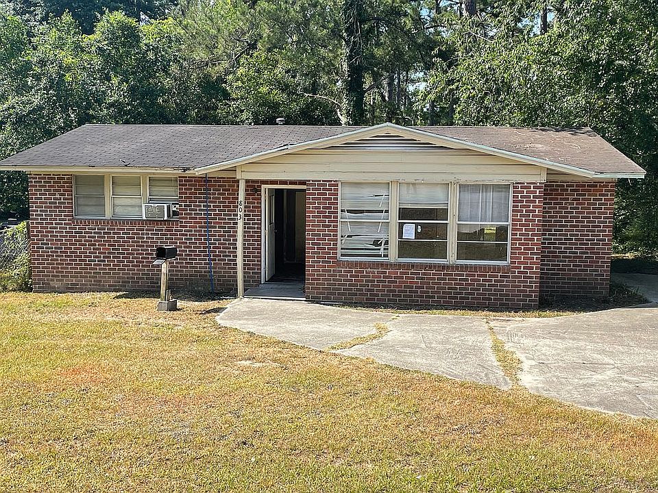 1st image of 803 Baytree Dr