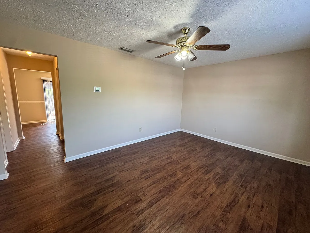 Building Photo - 176 Kitty Hawk Sq