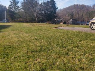 Apple - St.marion 110 Apple St, Marion, VA 24354 | Zillow