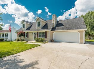 2121 Cunningham Rd, Knoxville, TN 37918