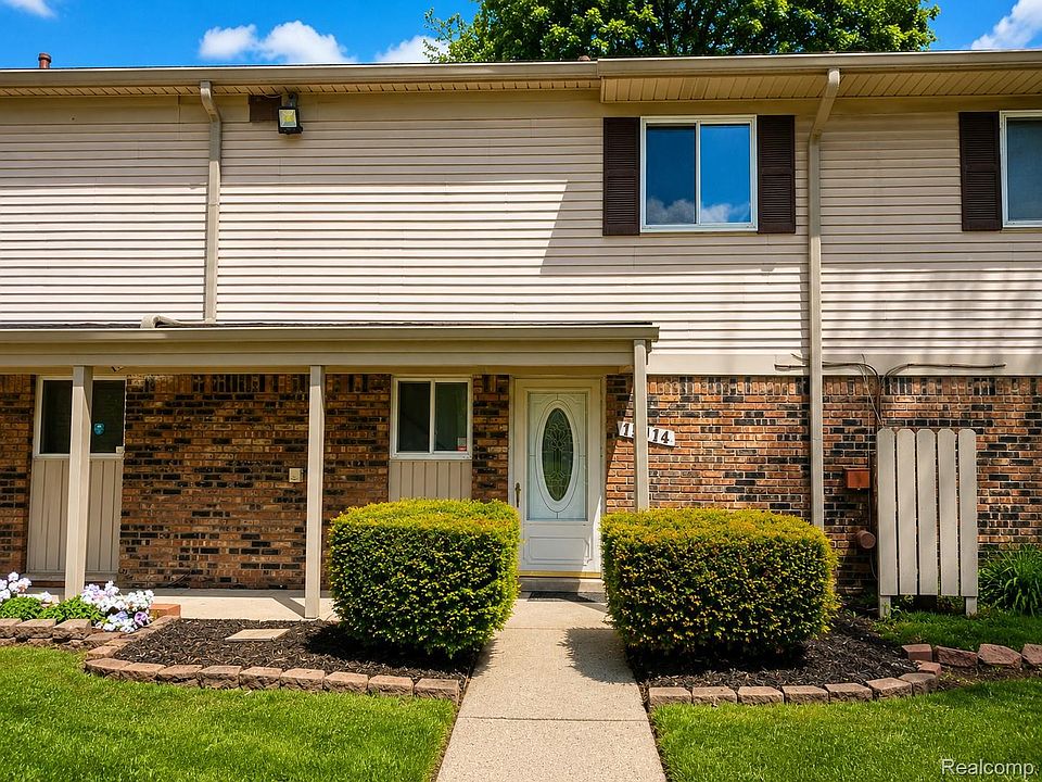 1st image of 15814 Dupage Blvd
