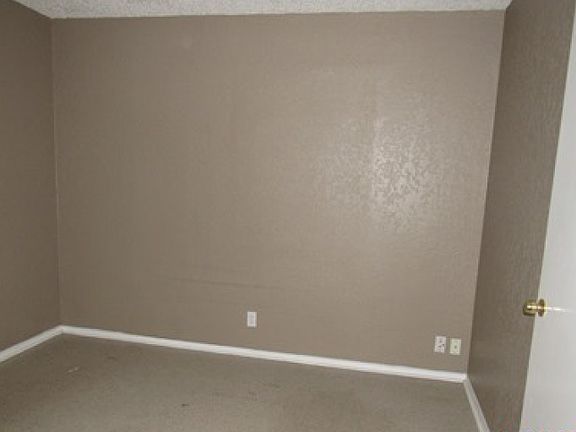 3rd image of 330 Nash Blvd