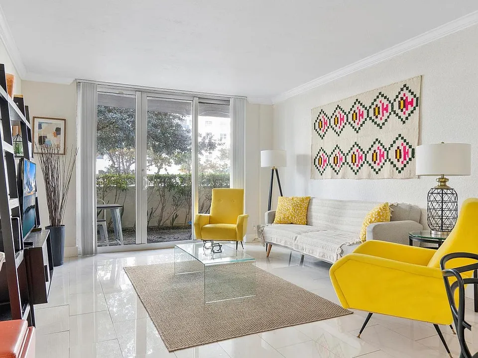 3901 S Ocean Dr #1-ID1049833P