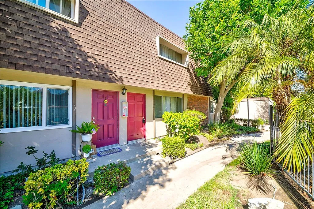 2 bed, 2.5 bath, 1254 sqft, $3,000 — Photo 1