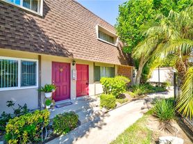 3733 N Harbor Blvd, Fullerton, CA