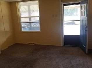 9 Linden St, Natrona Heights, PA 15065