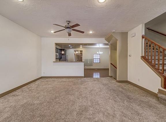 3rd image of 4304 W Lake Bridge Dr