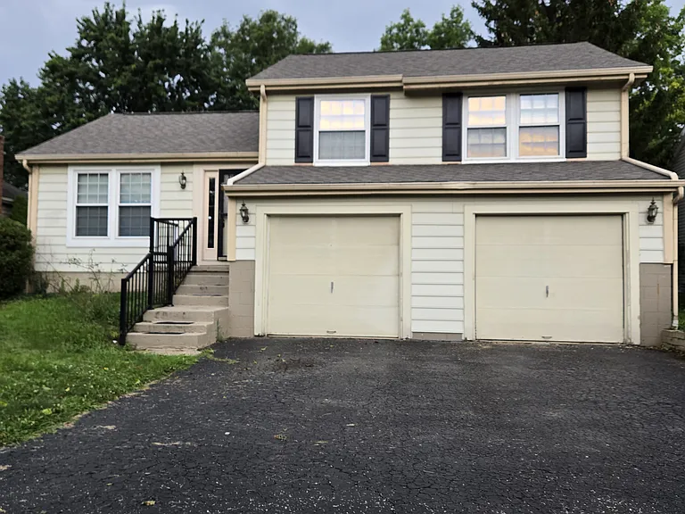 7857 Cobdon Ave — Photo 24