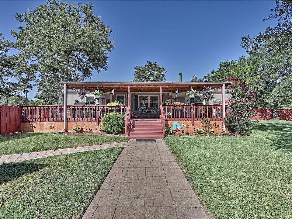 1st image of 407 Gaywood Ln