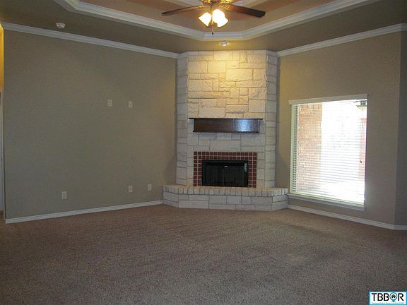 3rd image of 5024 Jeanine Dr
