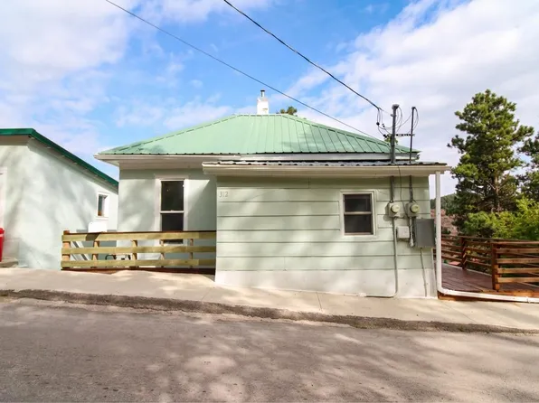 312 W McClellan St, Lead, SD 57754