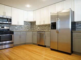 3322 N Troy St #1, Chicago, IL 60618