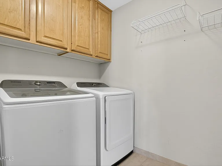 4302 E Mossman Rd — Photo 57