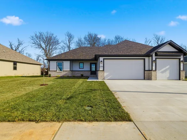 1394 N Collins Drive, Republic, MO 65738