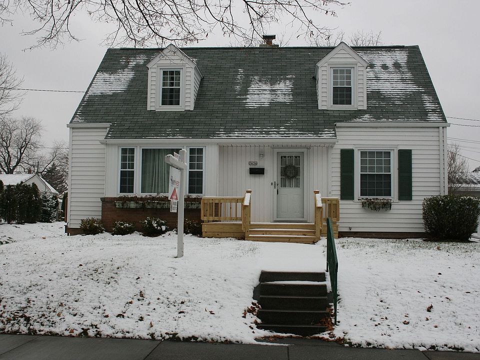1st image of 2636 N 7th St