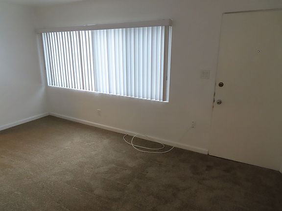 3rd image of 2103-11 Worden St #2105