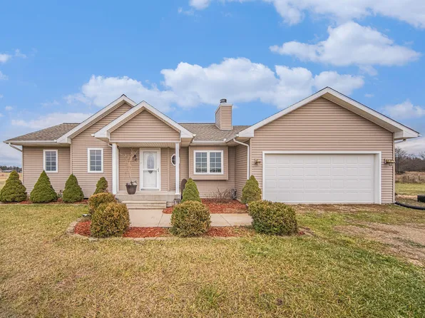 4115 E Berry Rd, Pleasant Lake, MI 49272