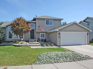 1720 N McMillan Ln, Greenacres, WA 99016