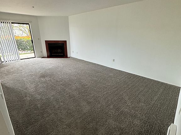 4th image of 11620 Rainier Ave S #105