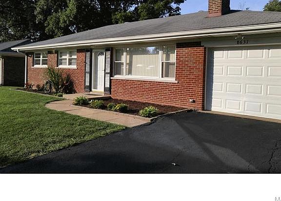 2nd image of 8631 Villa Crest Dr