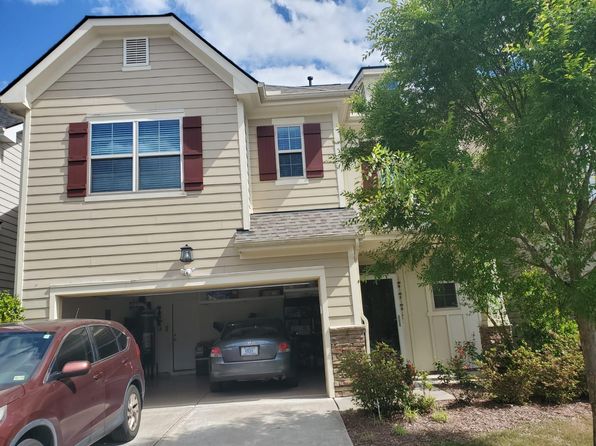 202 Begen St, Morrisville, NC 27560