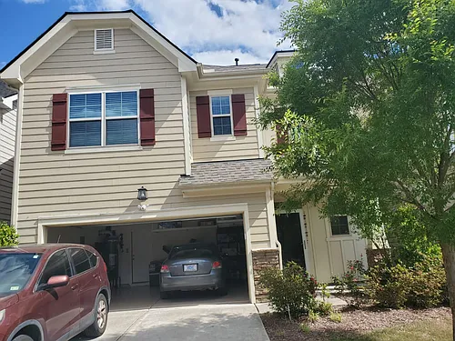 202 Begen St Photo 1