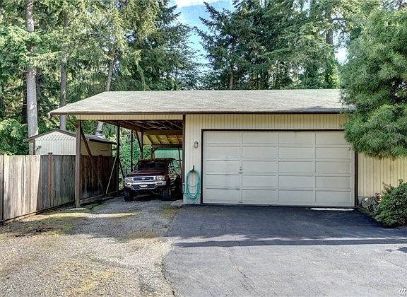 3rd image of 10111 59th Avenue Ct E