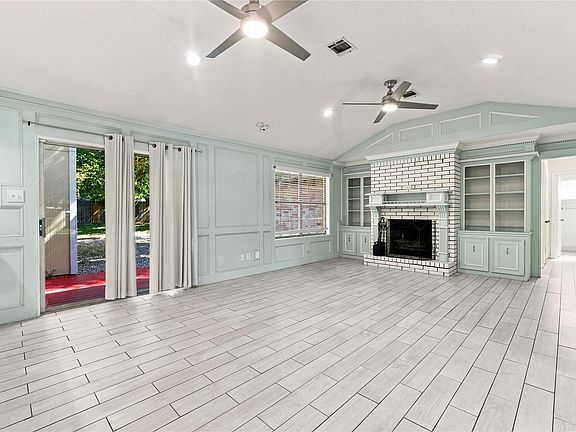 4th image of 3450 Gary Ln