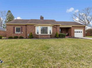 1032 S Thompson St, Jackson, MI 49203