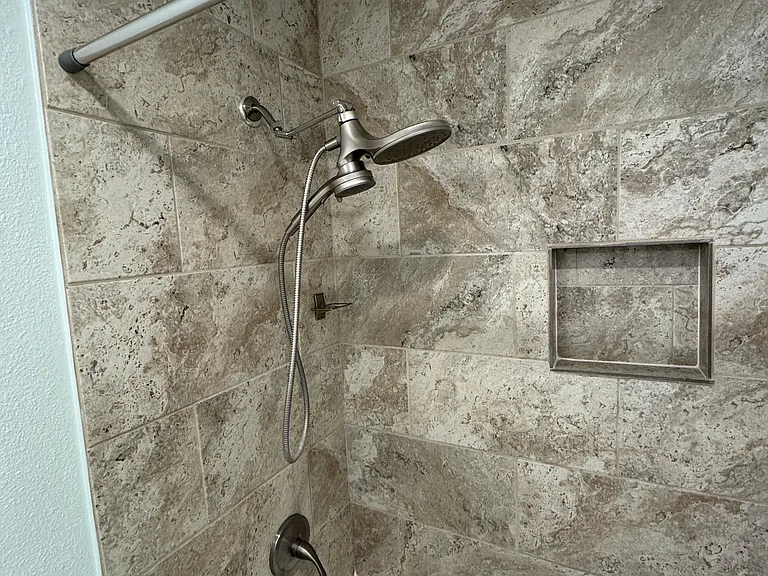3600 Edgewood Dr — Photo 18