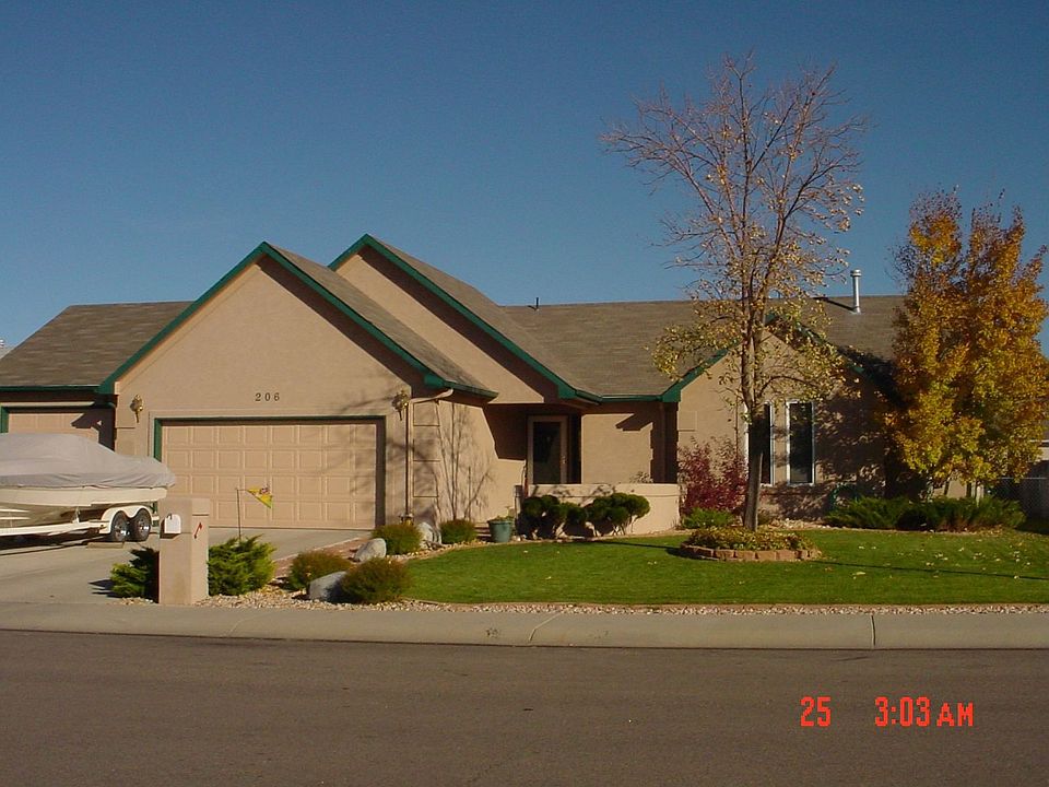 3 car garage