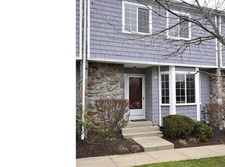 45 Constitution Ct, Wayne, PA 19087
