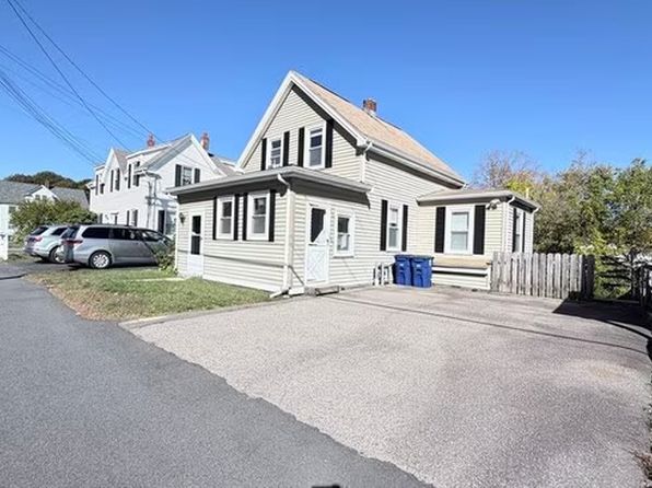 391 Commercial St
