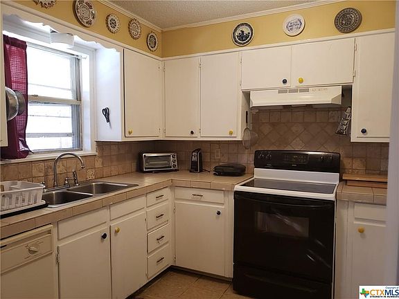 2nd image of 1510 Avenue E