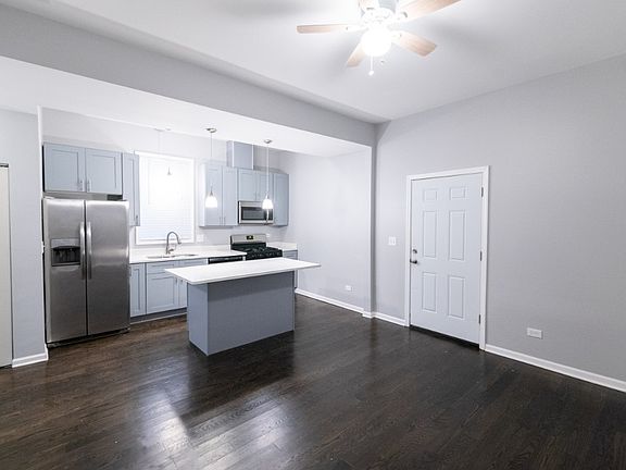 2nd image of 1927 N Richmond St #1
