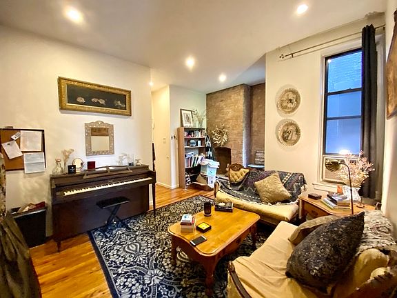 2nd image of 731 Saint Nicholas Ave #3BB